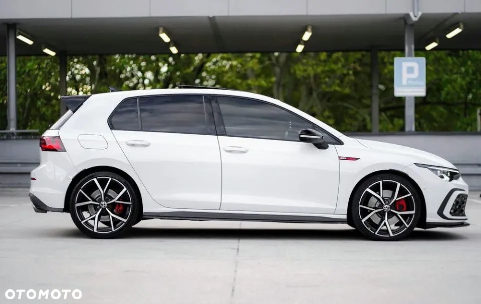 Volkswagen Golf VIII 2.0 TSI GTI DSG - 10