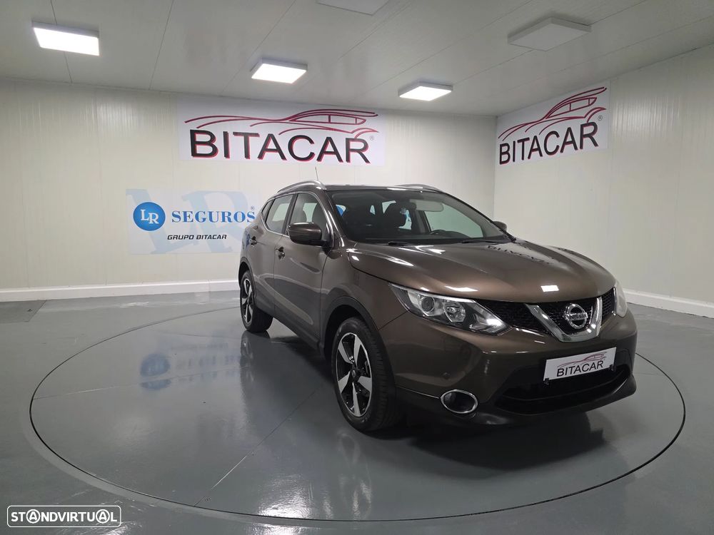 Nissan Qashqai 1.5 dCi N-Connecta Led - 2