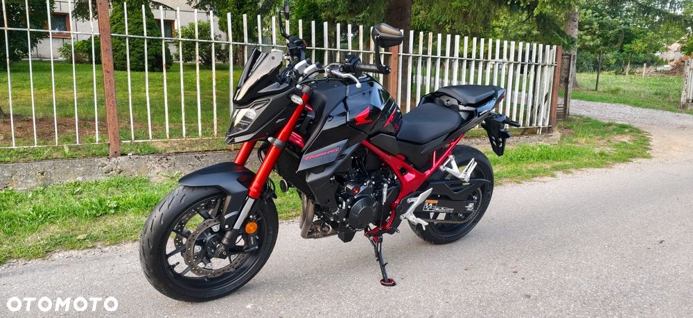Honda CB - 1