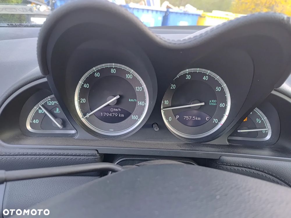 Mercedes-Benz SL 500 7G-TRONIC - 25