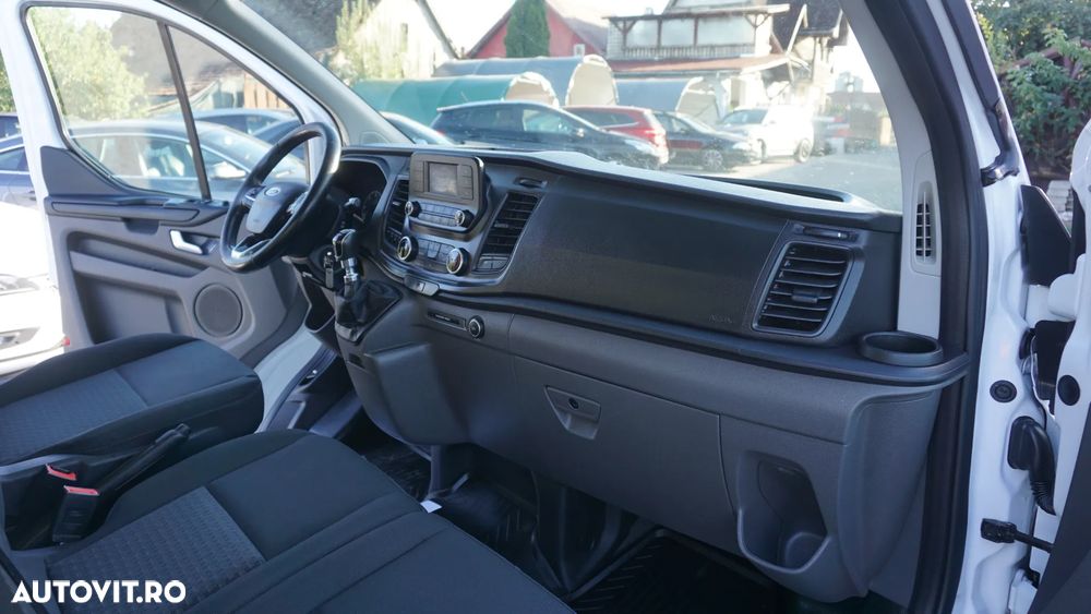 Ford Transit Custom - 13