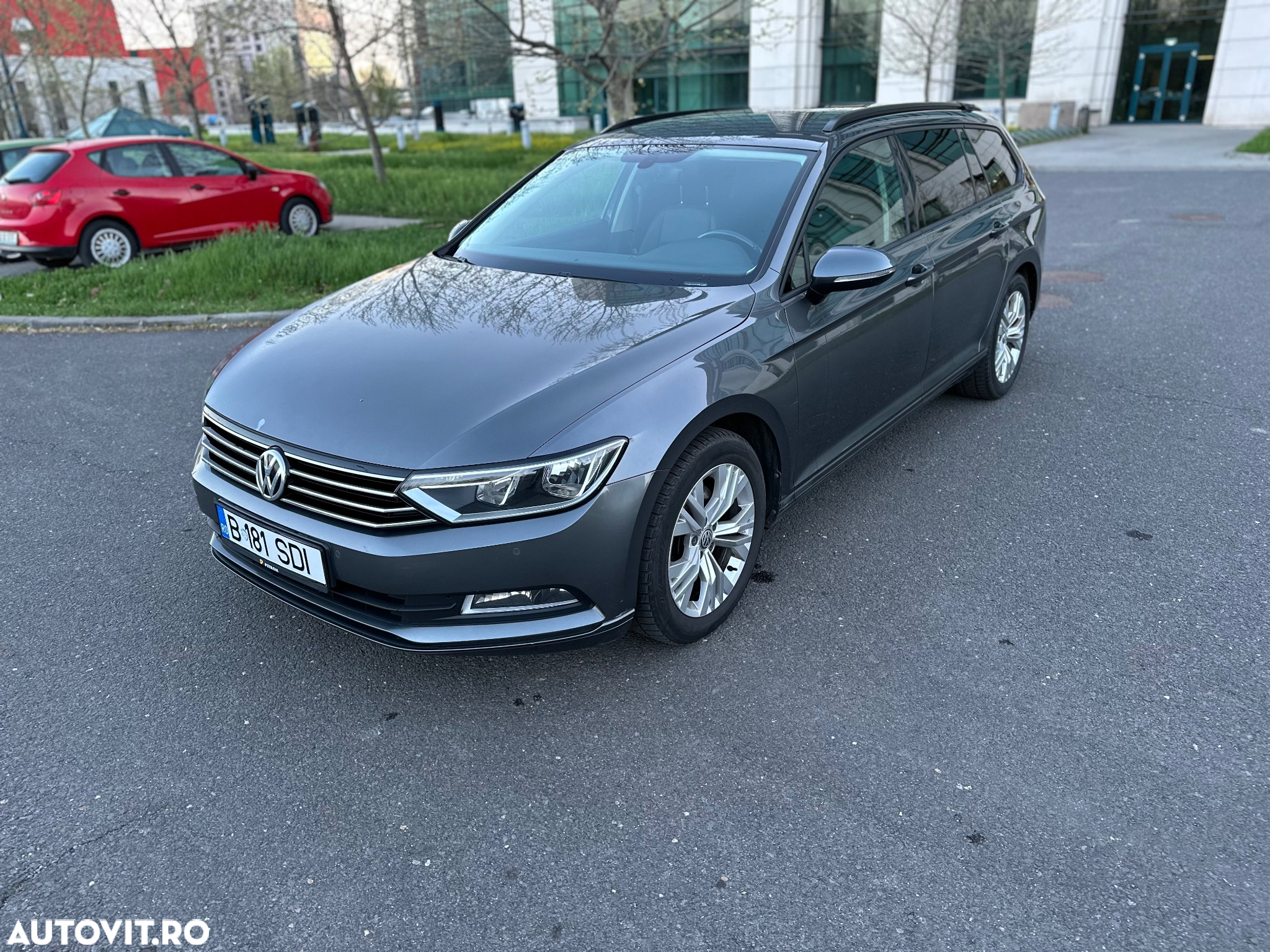 Volkswagen Passat 2.0 TDI (BlueMotion Technology) DSG Comfortline - 14