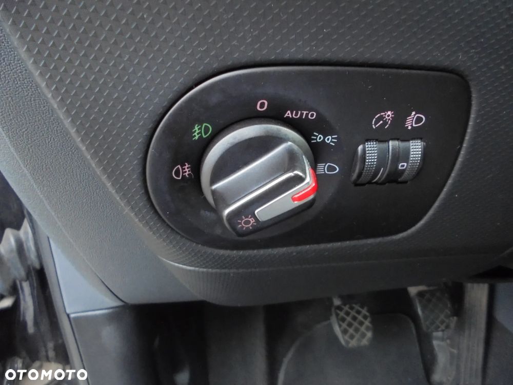 Seat Leon 1.6 TDI DPF Style - 8