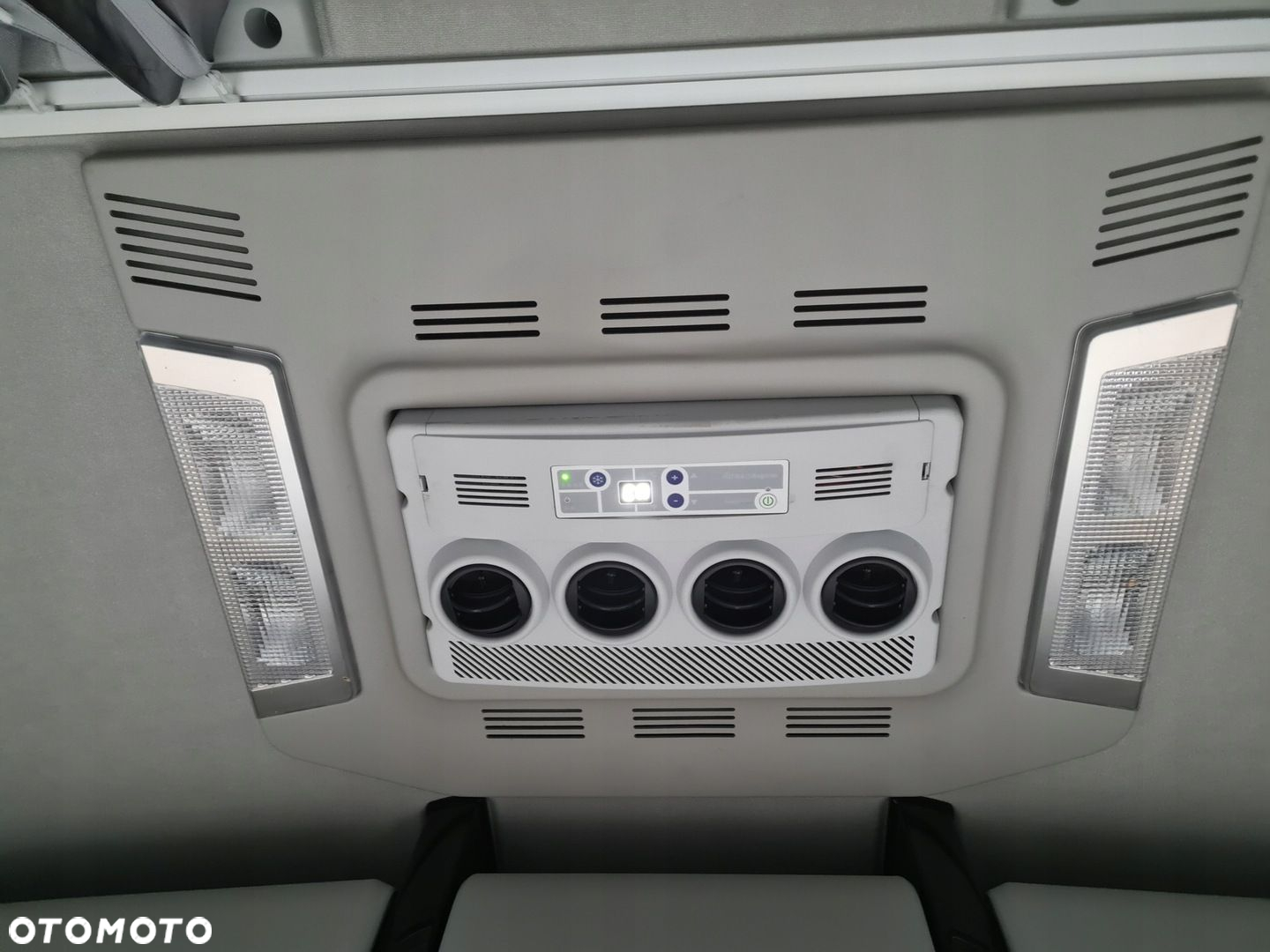 KLIMATYZACJA POSTOJOWA DIRNA BERGSTROM 24V SLIMFIT RENAULT GAMA T - 8