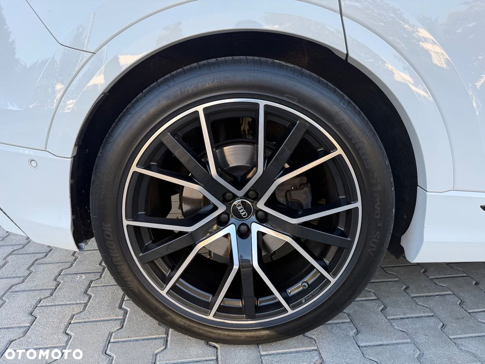 Audi Q8 50 TDI mHEV Quattro Tiptronic - 23