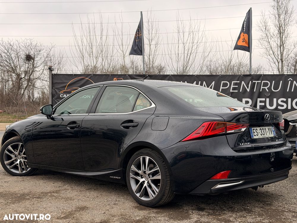 Lexus Seria IS Luxury Line - 4