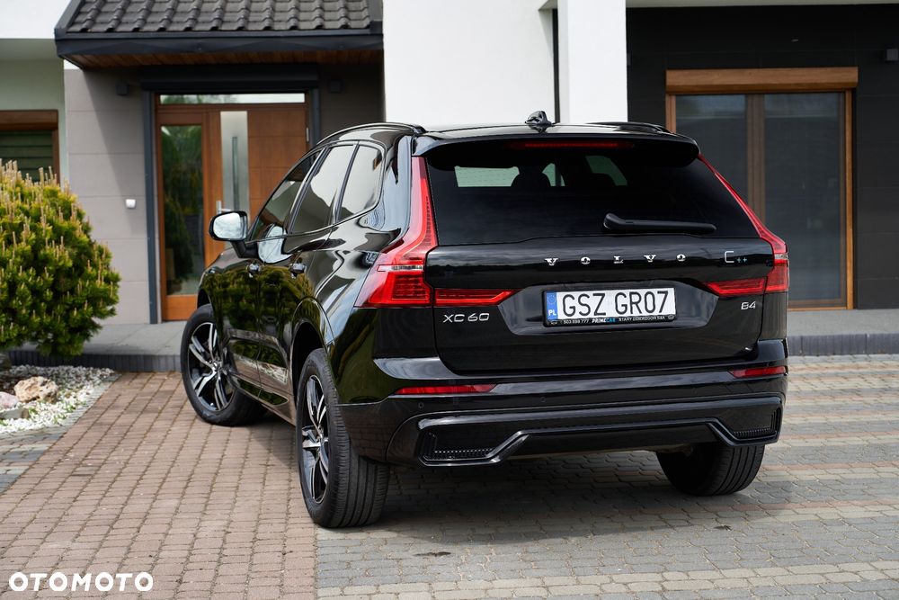 Volvo XC 60 B4 D R-Design - 11