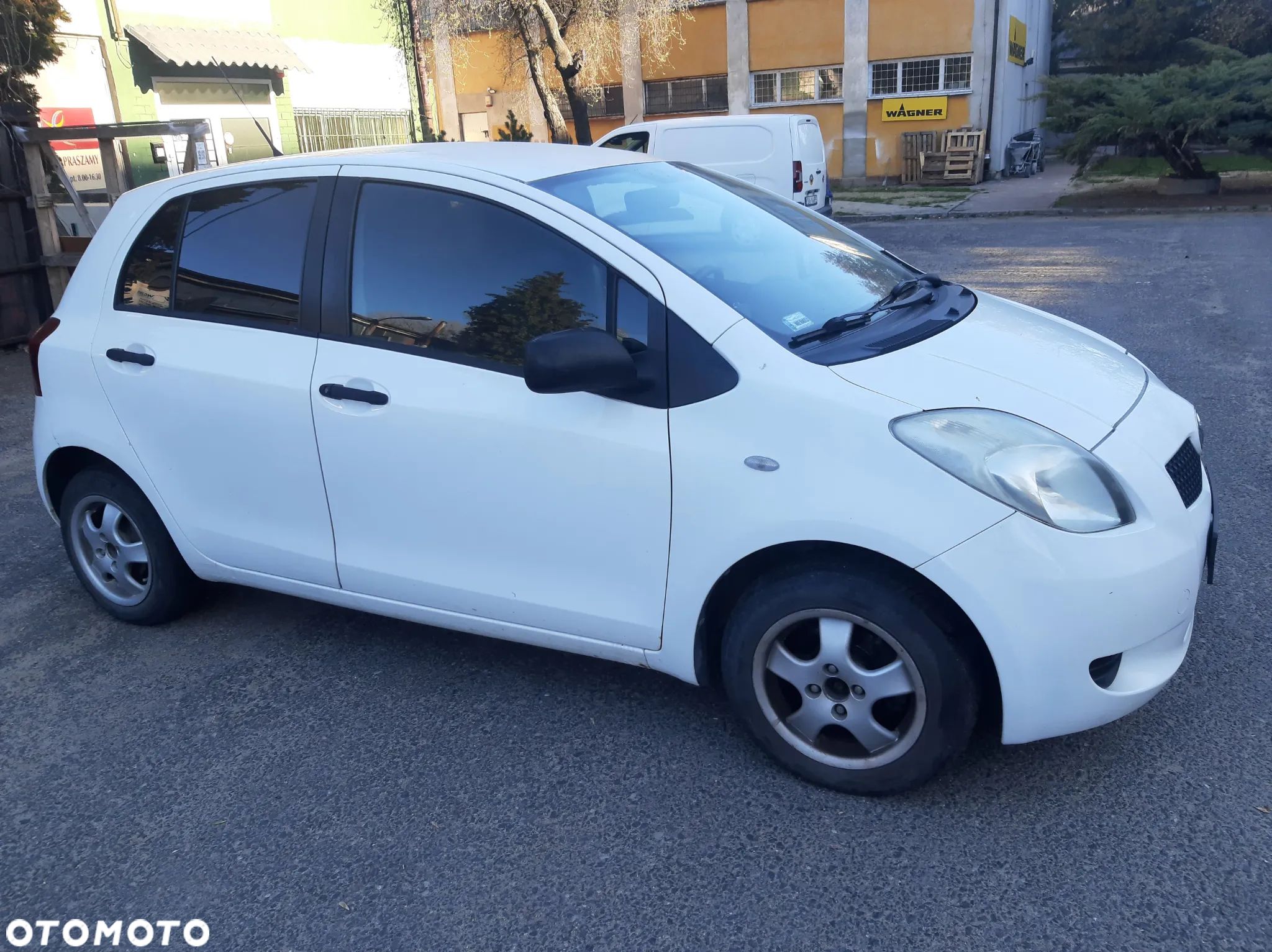 Toyota Yaris - 1