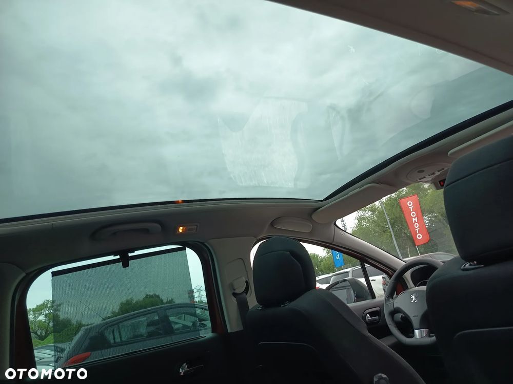 Peugeot 3008 HDi FAP 150 Allure - 29