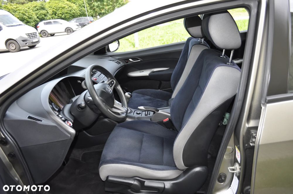 Honda Civic 1.8i-VTEC Comfort - 17