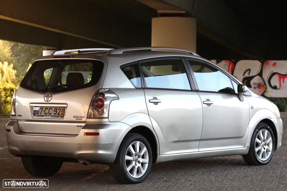 Toyota Corolla Verso 2.2 D-4D Sol - 7