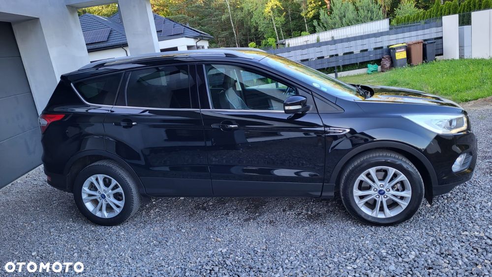 Ford Kuga 2.0 TDCi FWD Titanium - 4