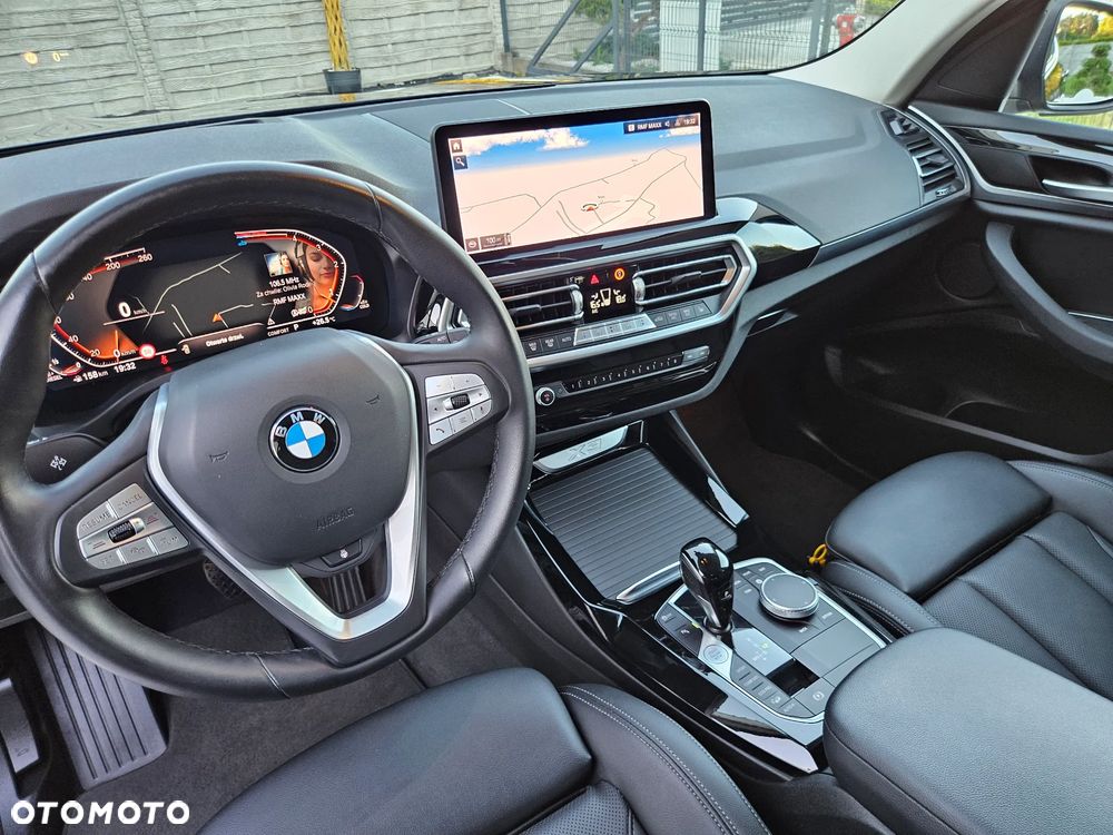 BMW X3 xDrive20d - 24