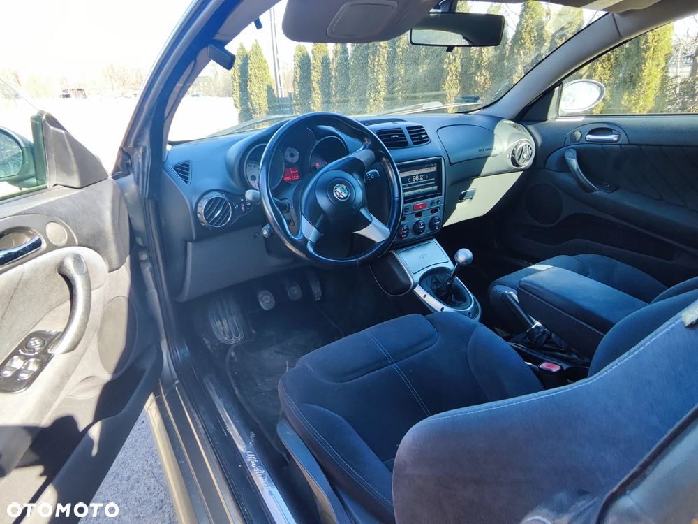 Alfa Romeo GT - 4