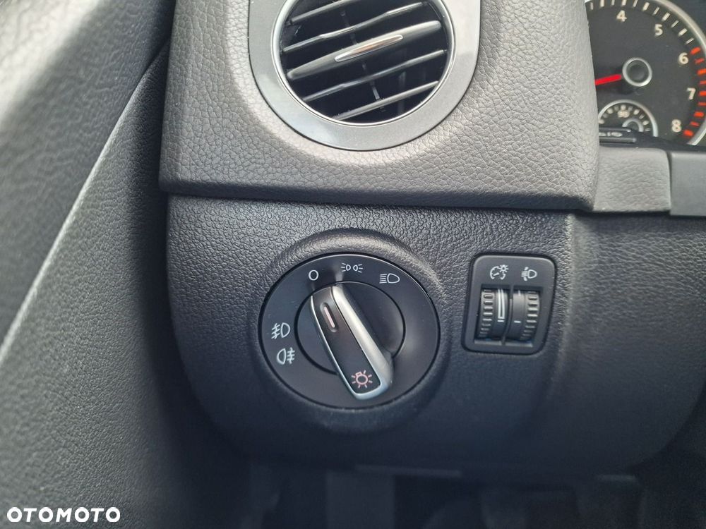 Volkswagen Tiguan 1.4 TSI BlueMotion Technology Trend & Fun - 33