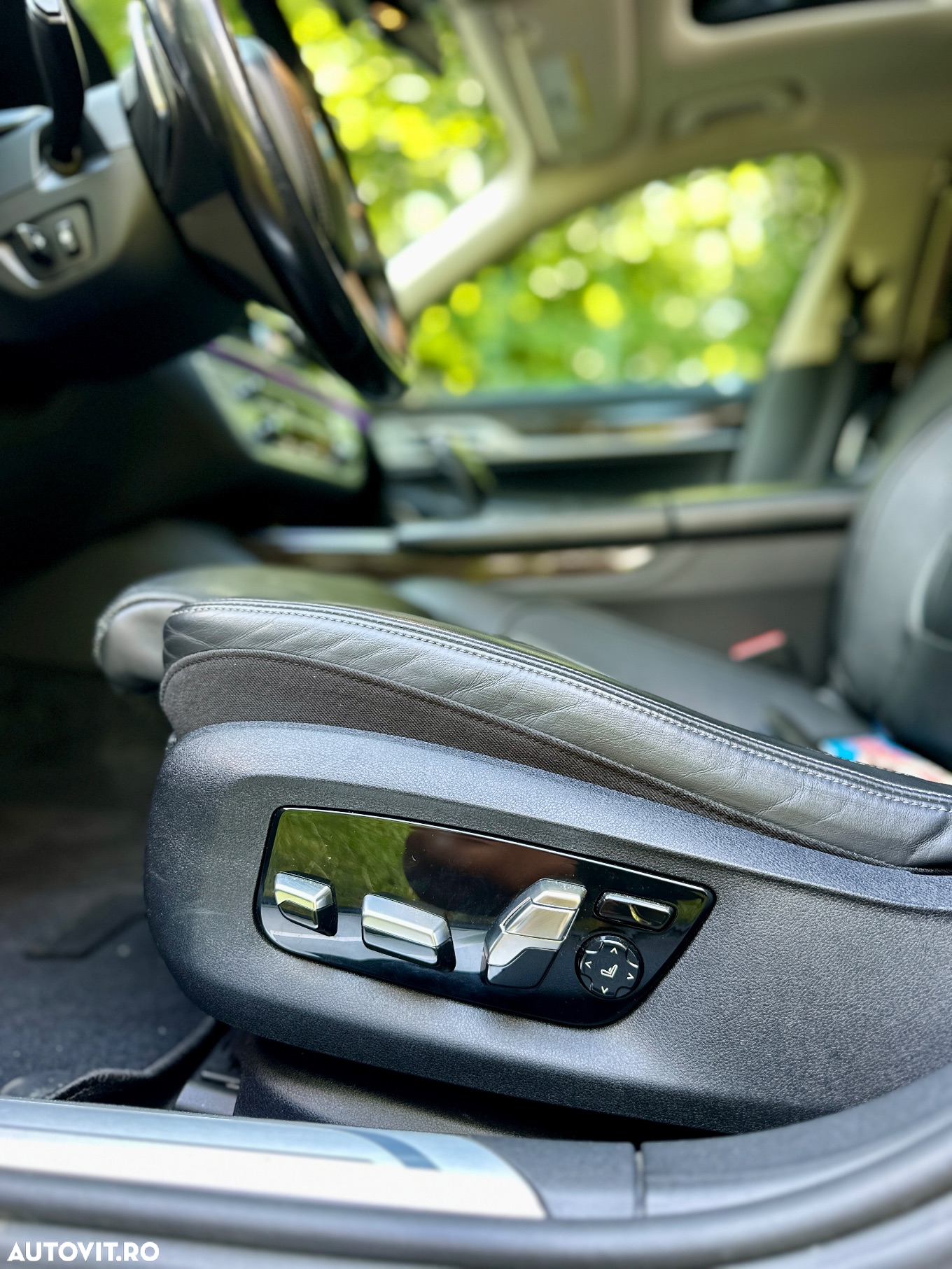 BMW Seria 7 - 26
