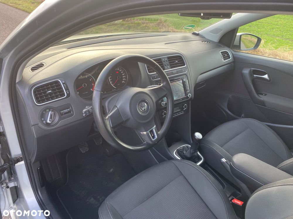 Volkswagen Polo - 10