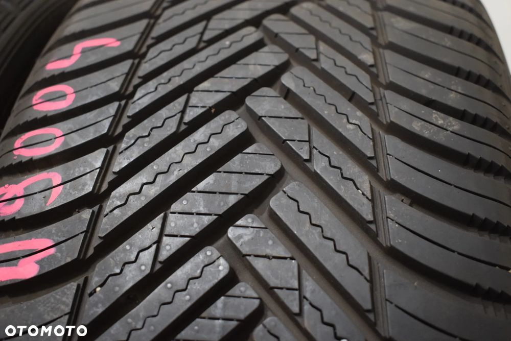 R18 215/40 Hankook Kinergy 4S 2 - 3