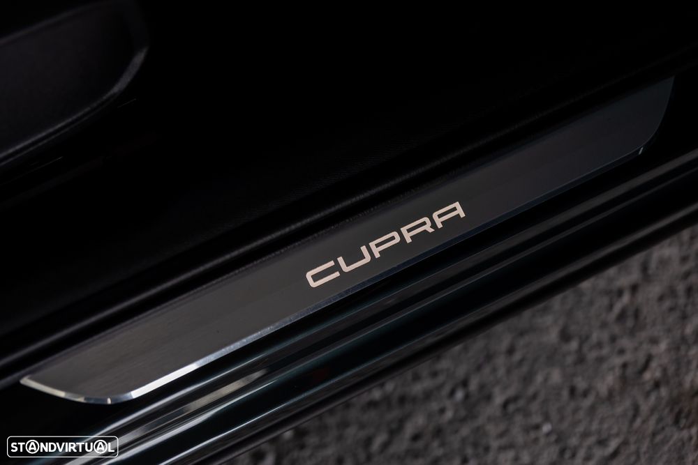 Cupra Formentor 1.4 e-Hybrid DSG VZ - 11