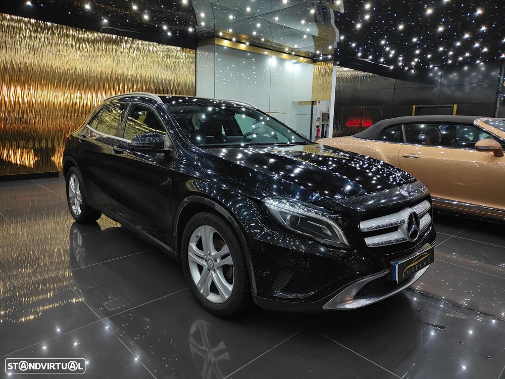 Mercedes-Benz GLA 180 d - 3