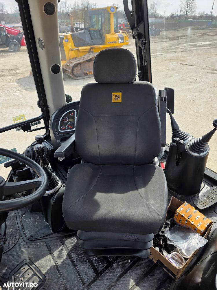JCB 4cx powershift full buldoexcavator excavator compact buldo - 10