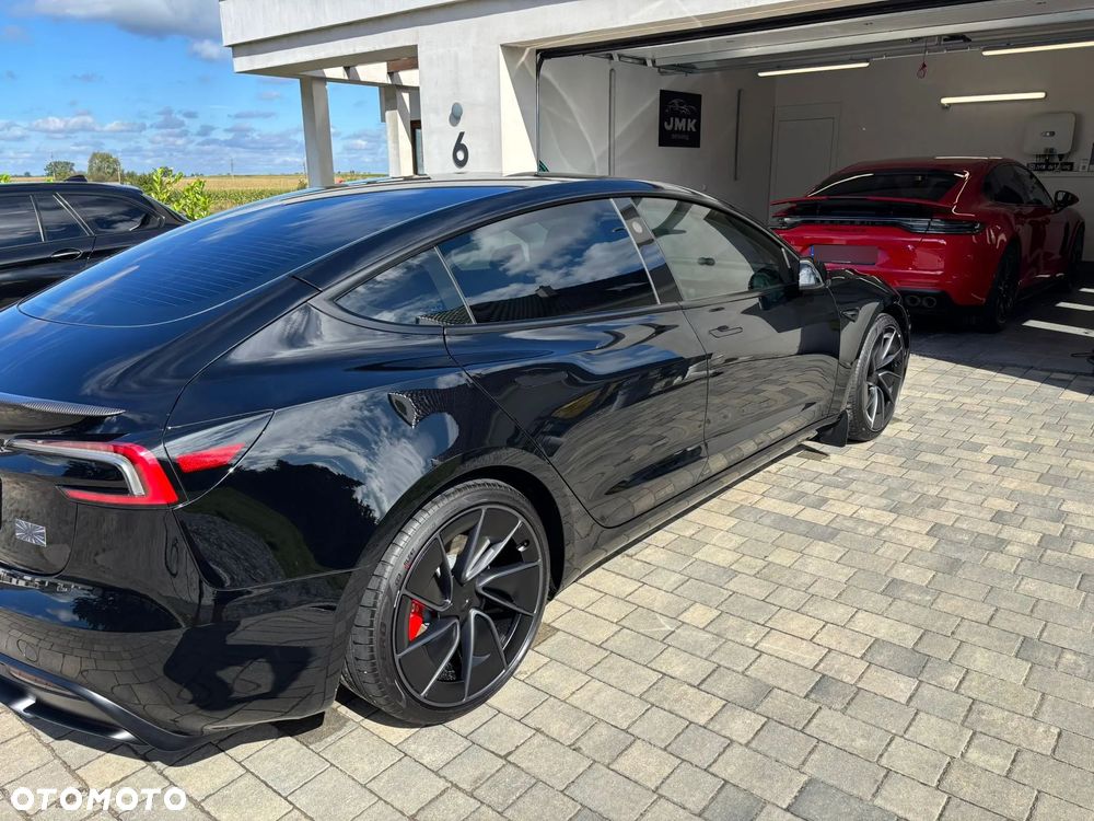 Tesla Model 3 Performance AWD - 3