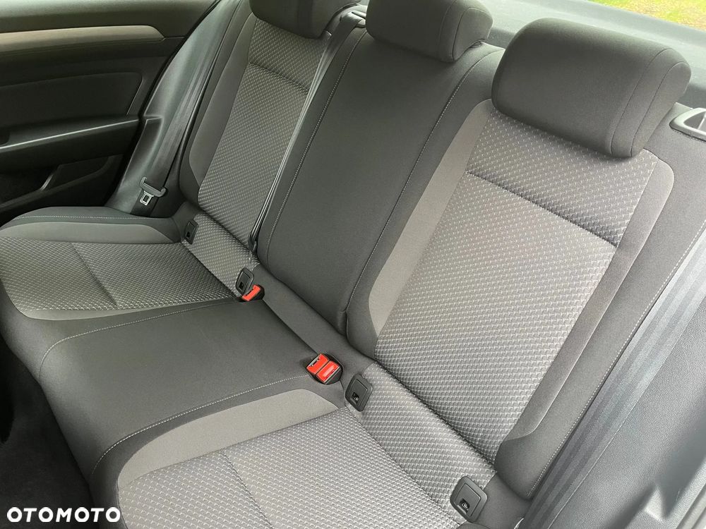 Volkswagen Passat 1.5 TSI EVO Essence - 22