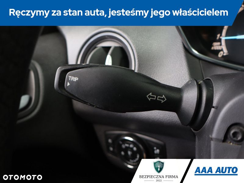 Ford Tourneo Courier - 16