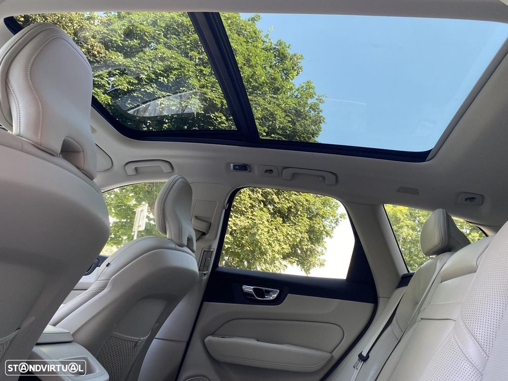 Volvo XC 60 2.0 T8 PHEV Inscription AWD - 30