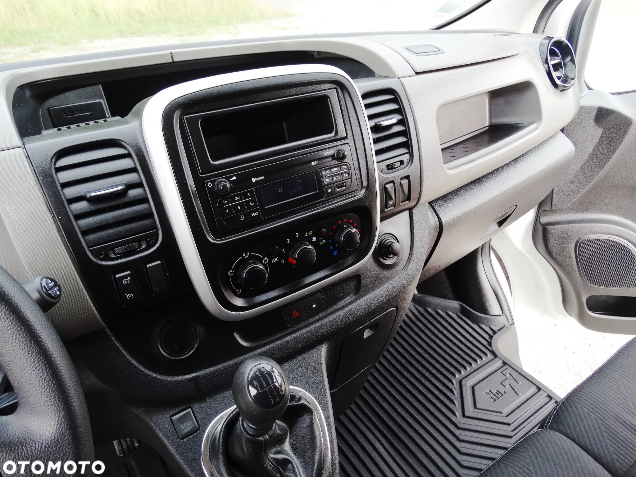 Renault TRAFIC L2H1 LONG 2019 120 PS MOŻLIWY KREDYT LEASING - 12