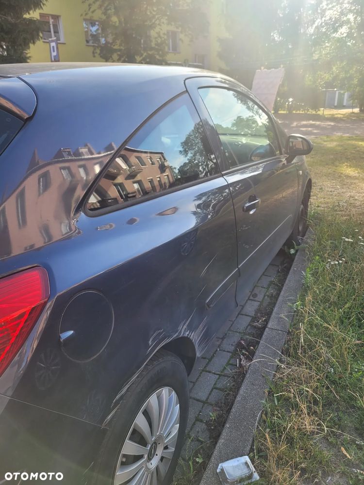Opel Corsa 1.2 16V Limited Edition - 3