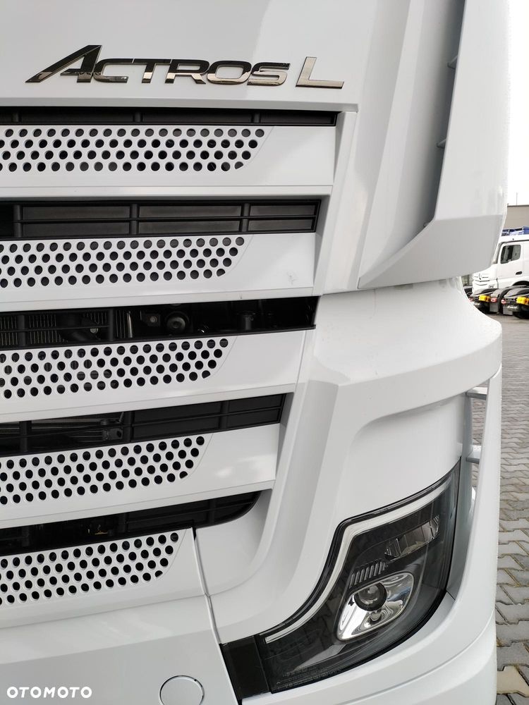 Mercedes-Benz Actros 5 - kabina L 1848 LS 4x2 - 8