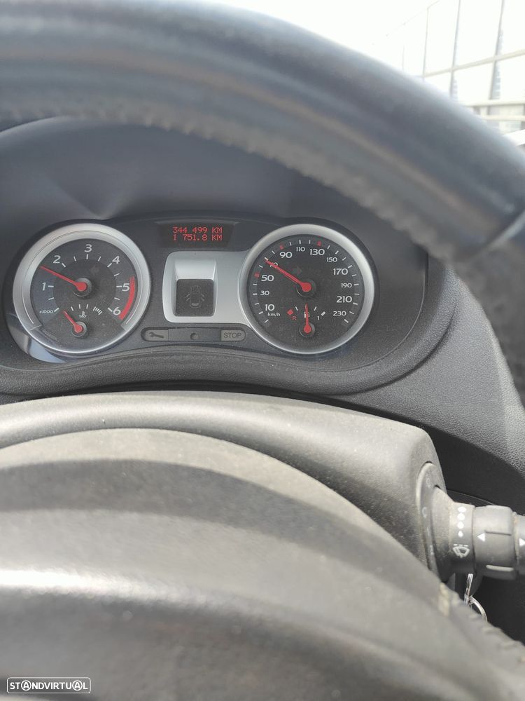 Renault Clio 1.5 dCi Dynamique Luxe - 5