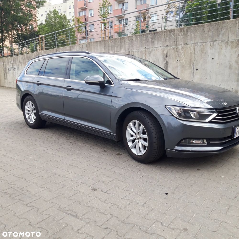 Volkswagen Passat - 7