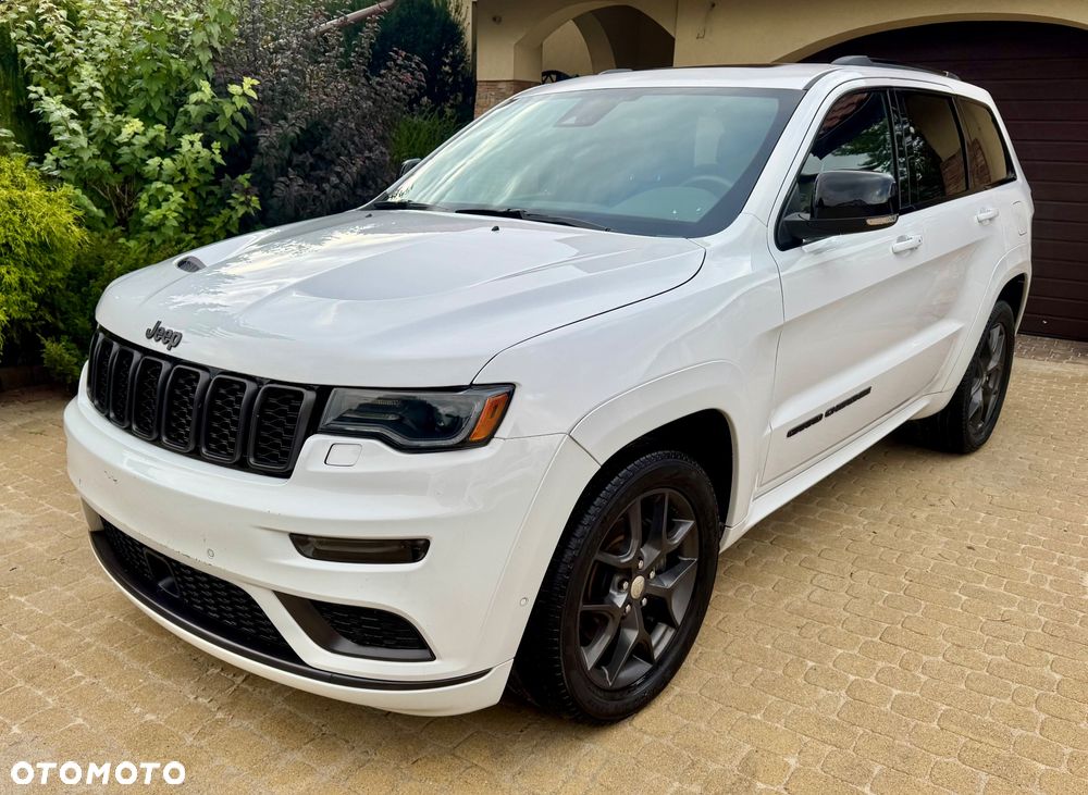 Jeep Grand Cherokee - 17