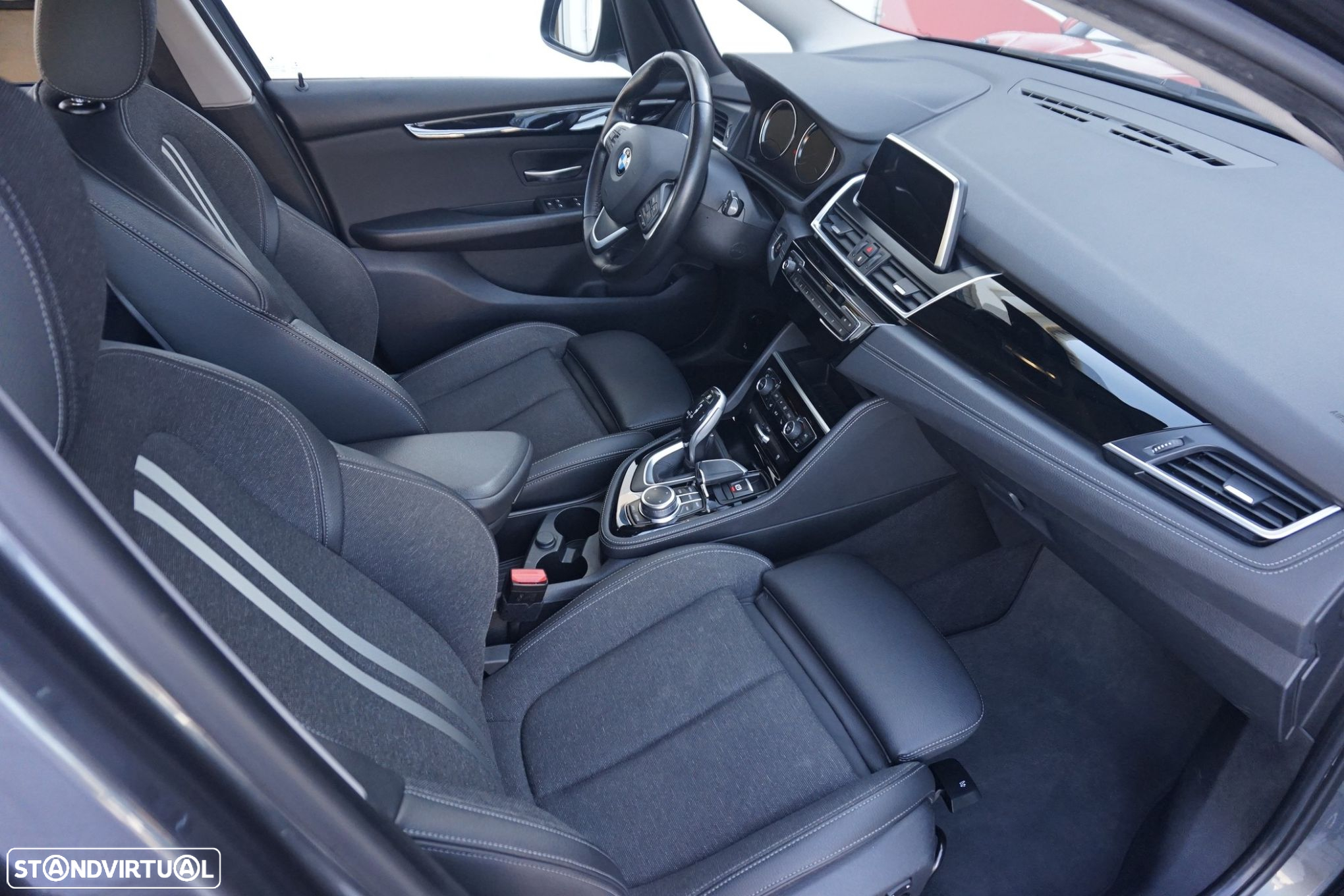 BMW 216 Gran Tourer d Aut. Advantage - 12