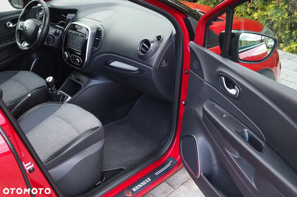 Renault Captur ENERGY TCe 120 Intens - 30