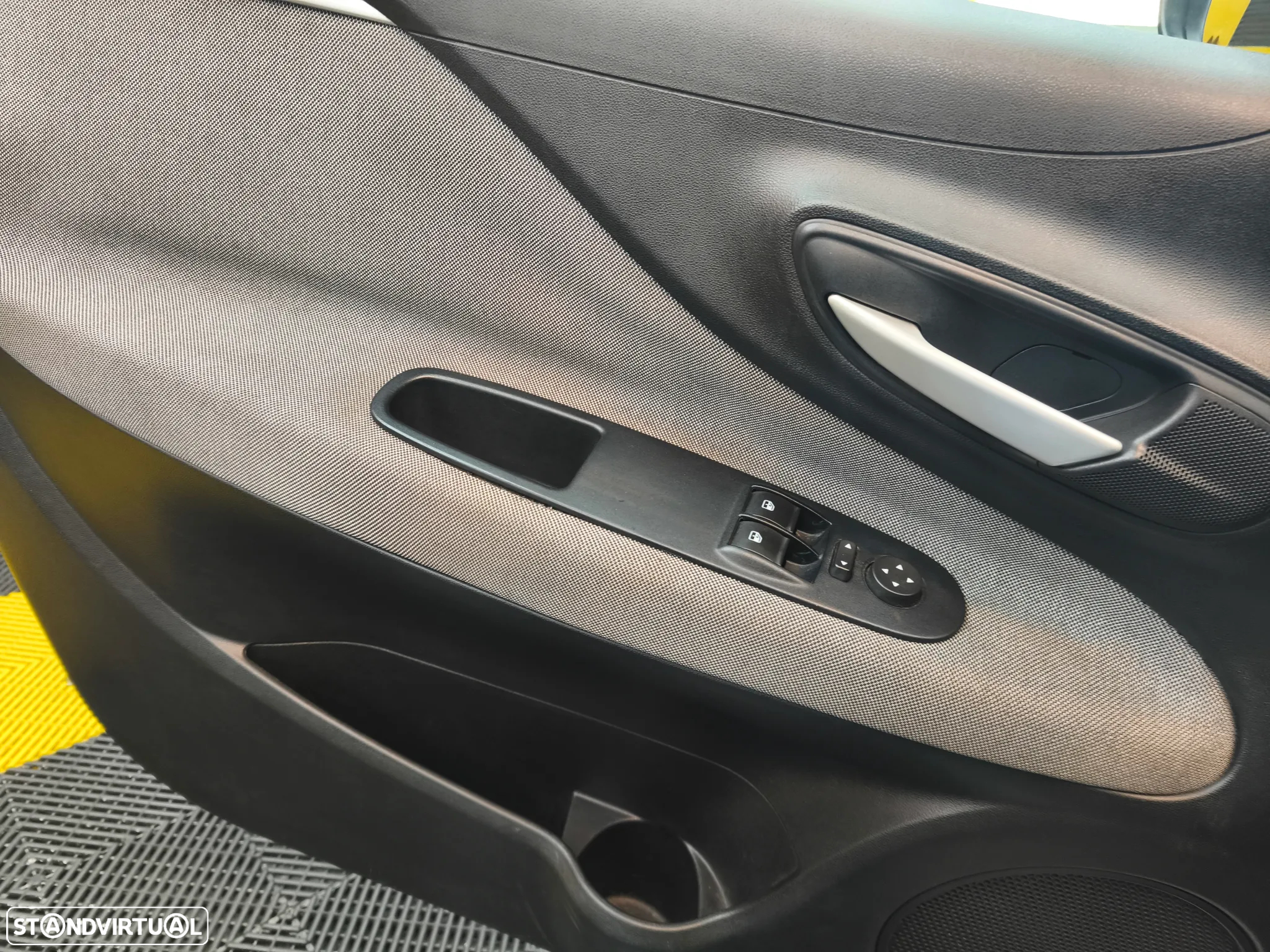 Fiat Punto Evo 1.3 M-Jet Dynamic Style - 15