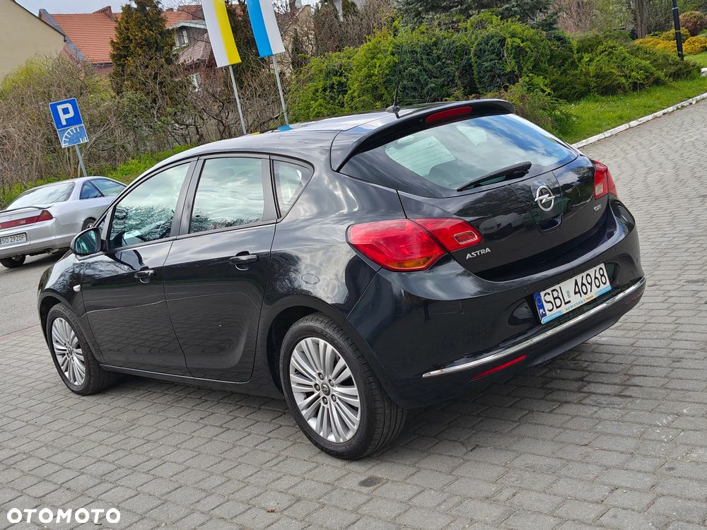 Opel Astra 1.7 CDTI Cosmo - 17