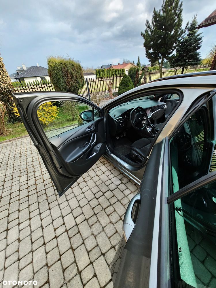 Opel Astra 1.2 T Ultimate S&S - 26