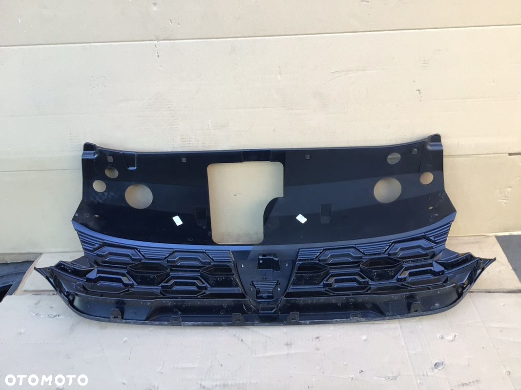 Grill atrapa Dacia Jogger - 3