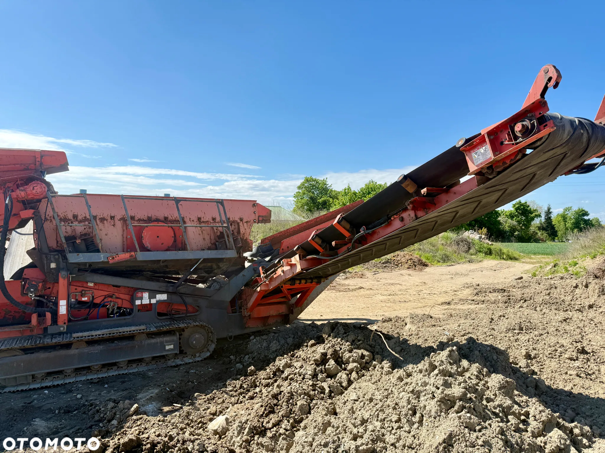 Sandvik QE330 przesiewacz sortownik odgliniacz 3 frakcje, centralne smarowanie 2011 - 11