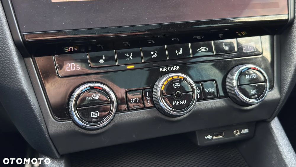 Skoda Octavia 2.0 TDI 4x4 DSG RS - 24