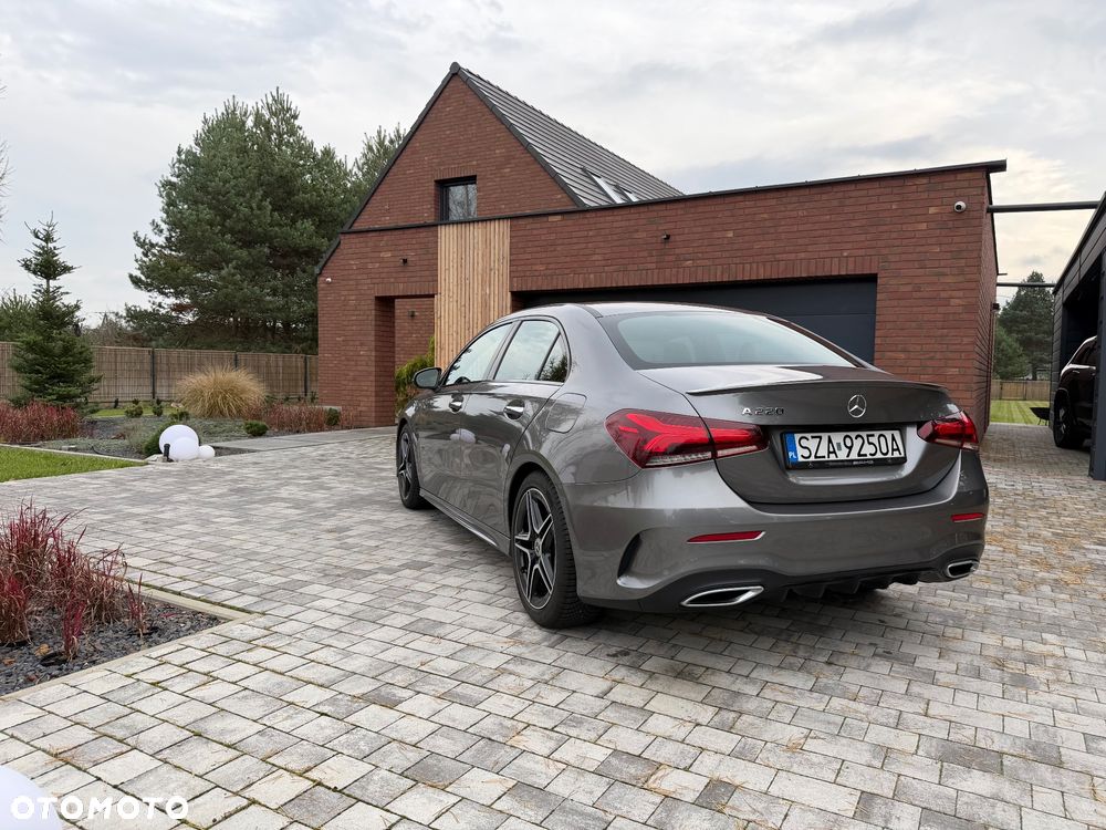 Mercedes-Benz Klasa A 220 4-Matic AMG Line 7G-DCT - 4