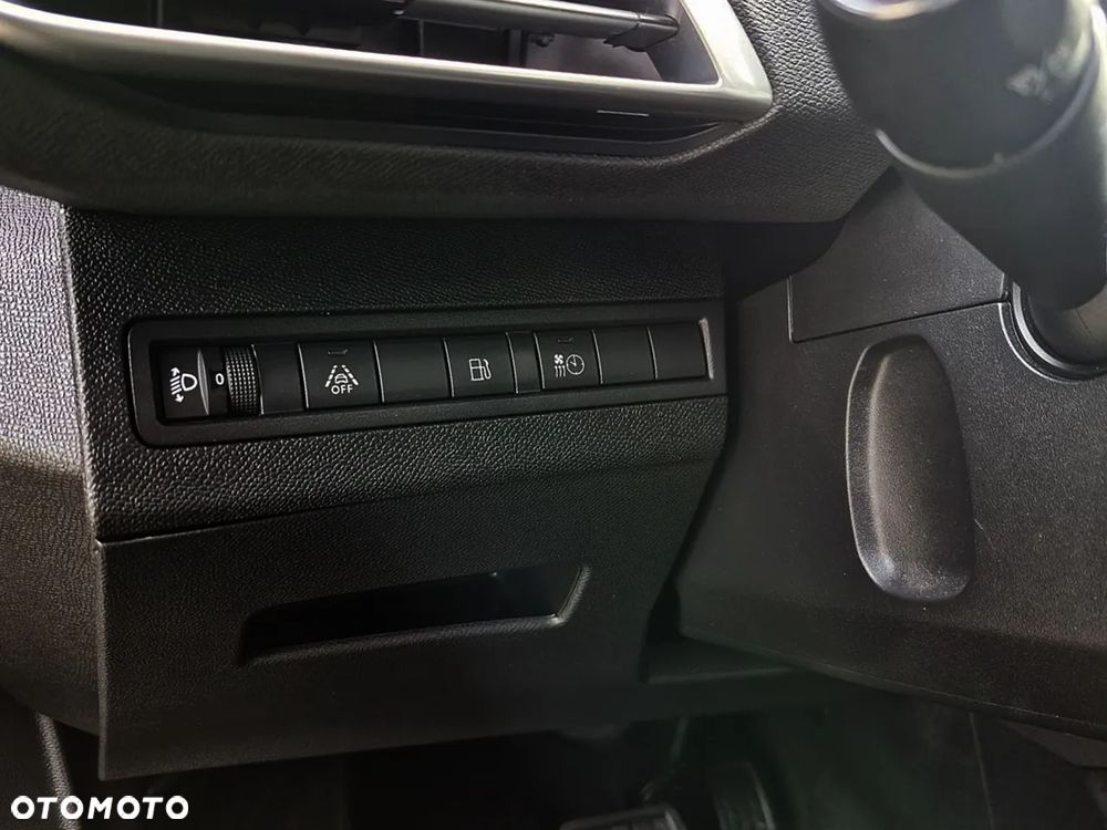 Peugeot 3008 1.6 PureTech Hybrid PHEV Allure Pack S&S EAT8 - 15