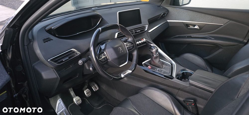 Peugeot 3008 - 18