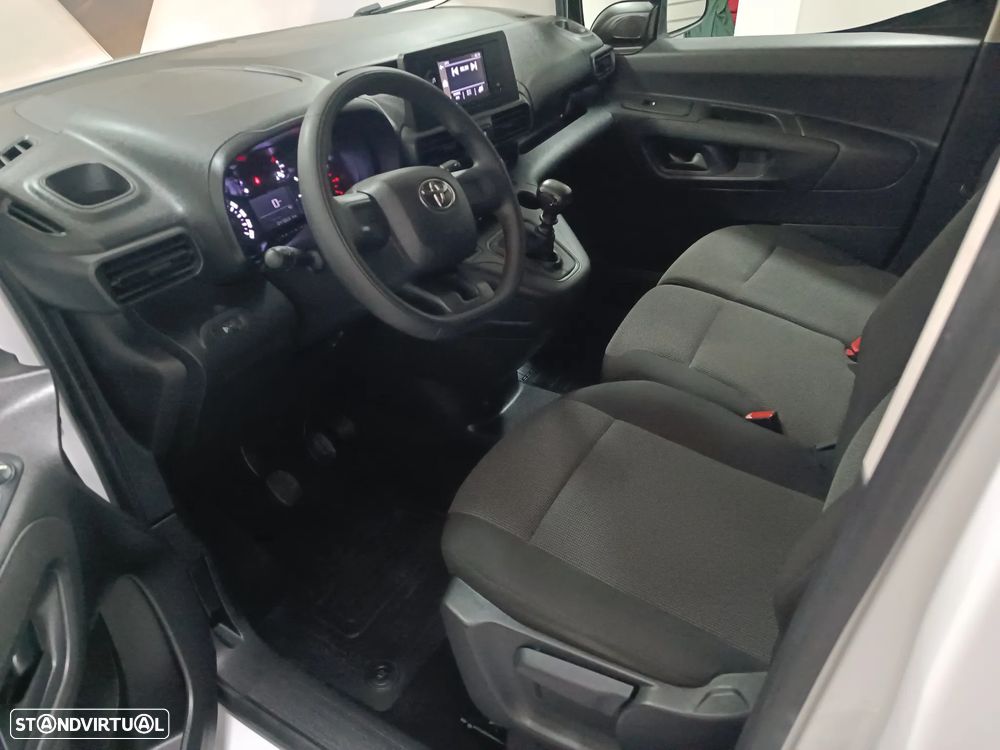 Toyota PROACE-CITY 1.5 D-4D L-1 - 10