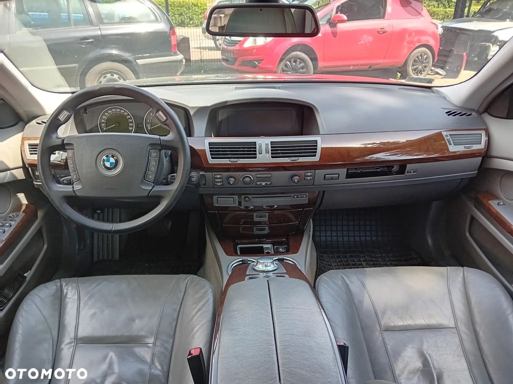 *BMW E65 735* Samochód na części - 15