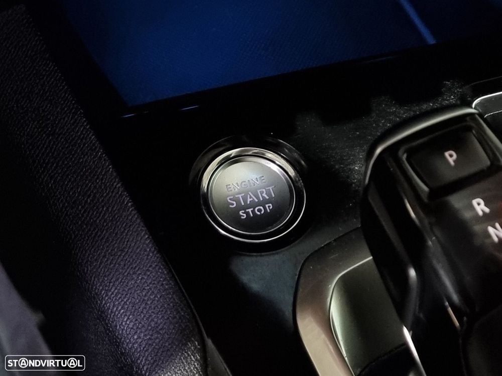 Peugeot 3008 1.5 BlueHDi GT Pack EAT8 - 24