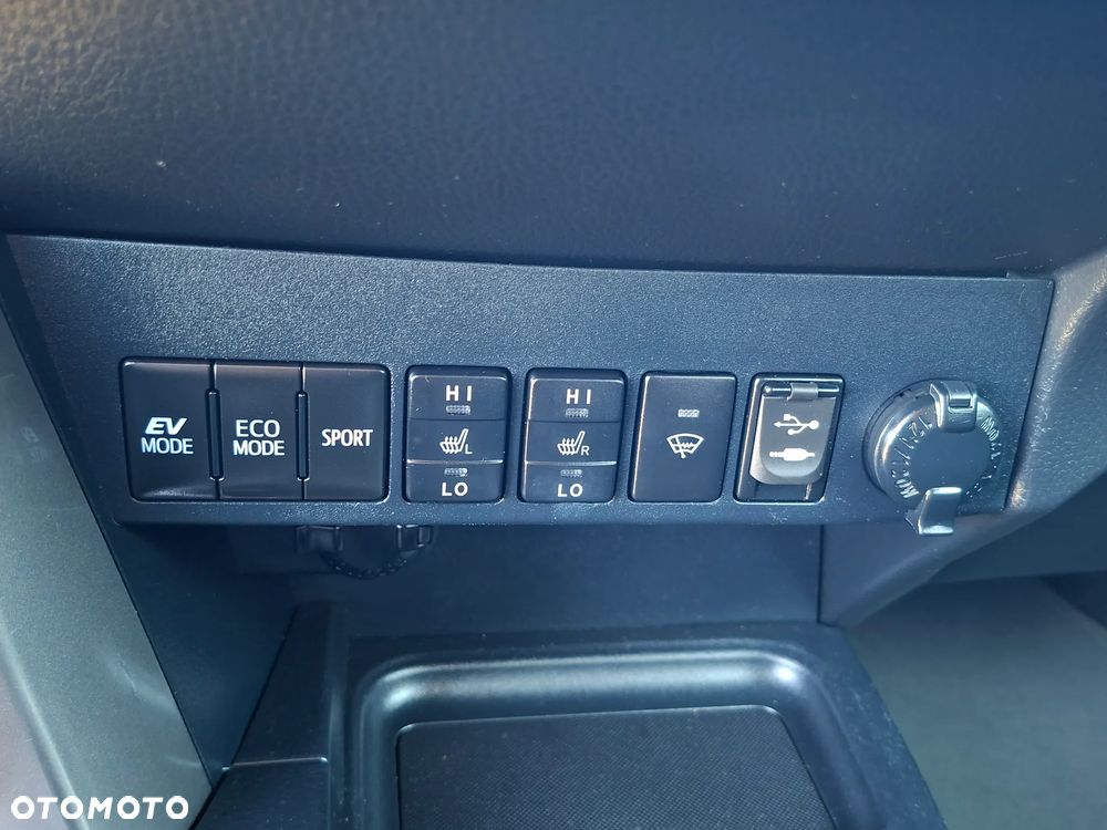 Toyota RAV4 - 21